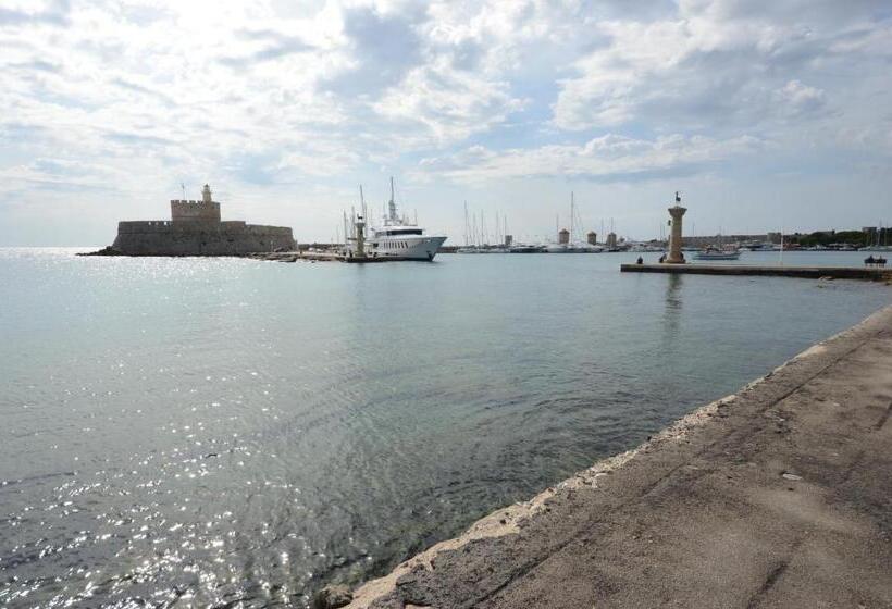 בית מלון כפרי Africa