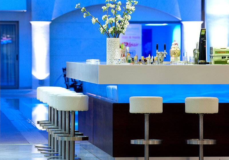 בית מלון כפרי Albatros Spa & Resort