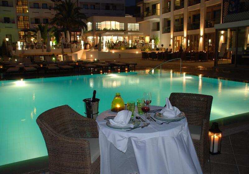 בית מלון כפרי Albatros Spa & Resort