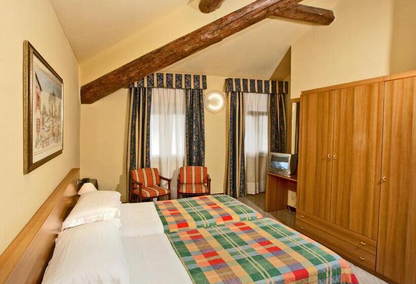 בית מלון כפרי Albergo Nazionale