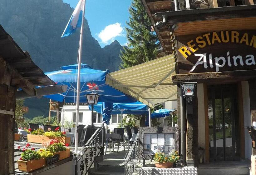 ホテル Alpina
