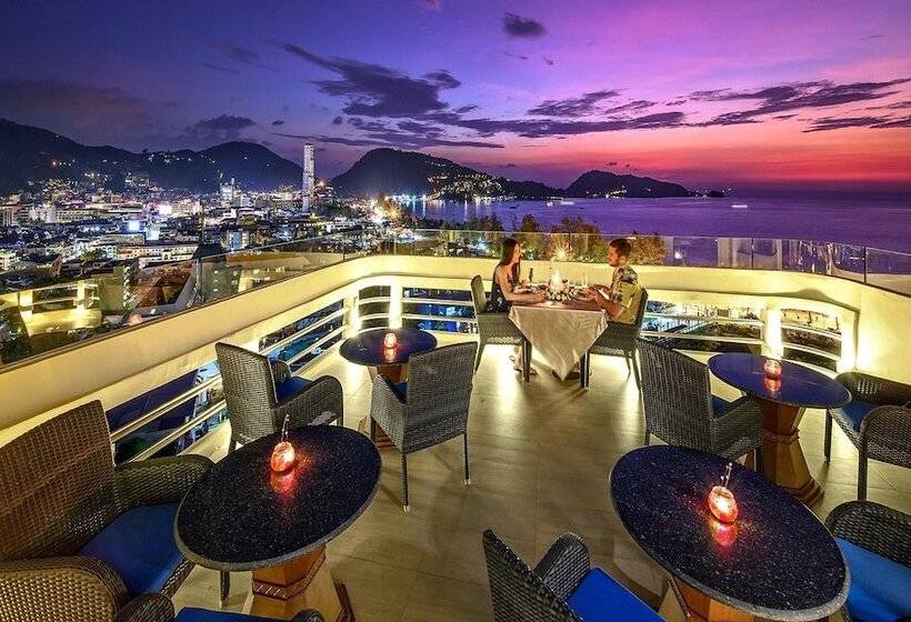 Andaman Beach Suites Hotel, Patong Phuket