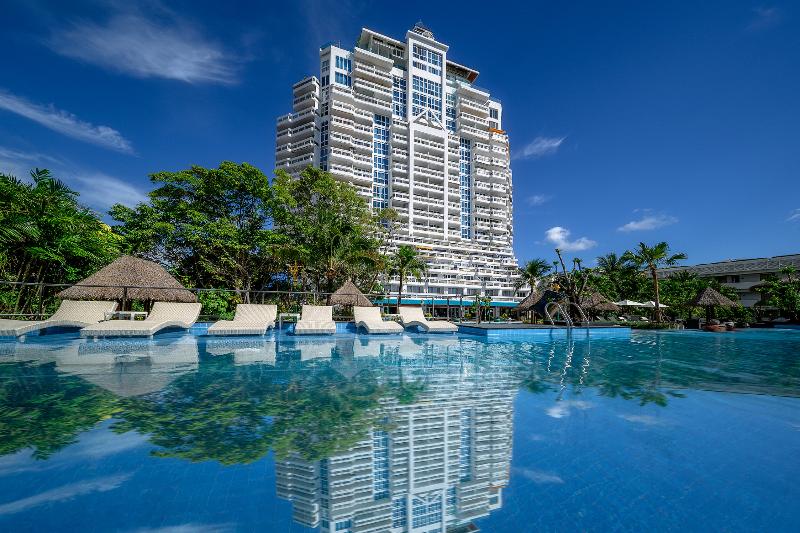 Andaman Beach Suites Hotel, Patong Phuket