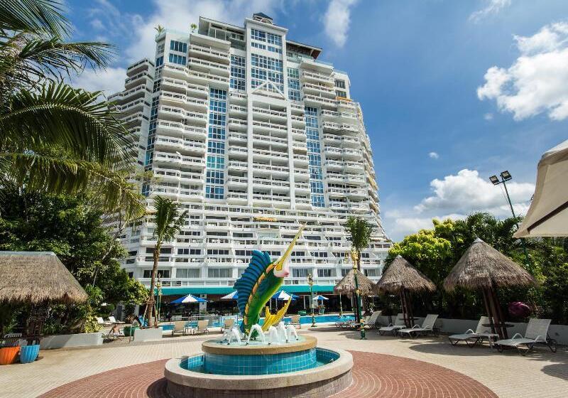 Andaman Beach Suites Hotel, Patong Phuket