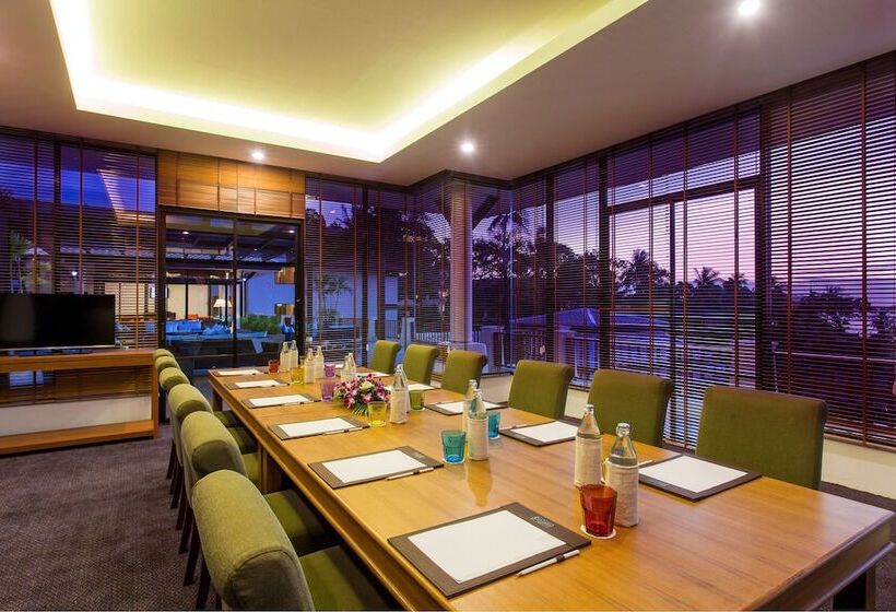 هتل Andamantra Resort And Villa Phuket   Sha Extra Plus
