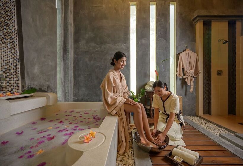 هتل Andamantra Resort And Villa Phuket   Sha Extra Plus