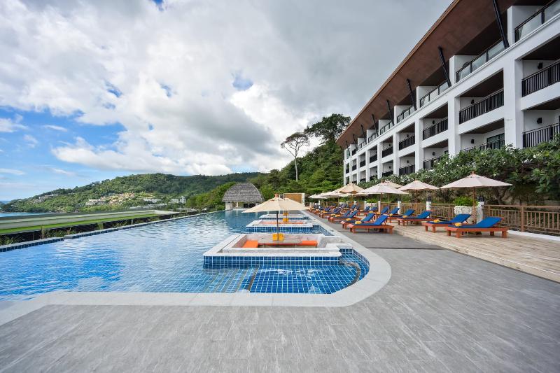 هتل Andamantra Resort And Villa Phuket   Sha Extra Plus