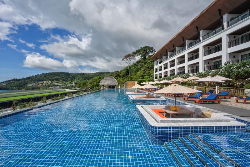 هتل Andamantra Resort And Villa Phuket   Sha Extra Plus