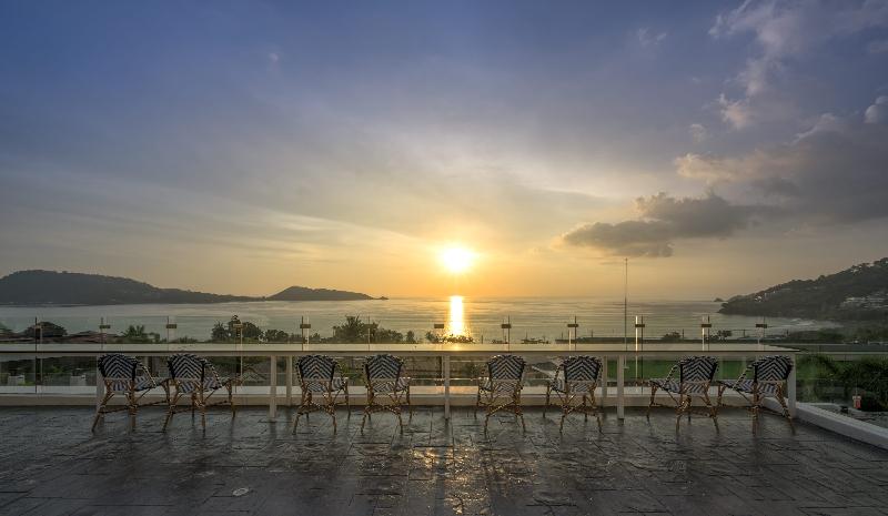 هتل Andamantra Resort And Villa Phuket   Sha Extra Plus