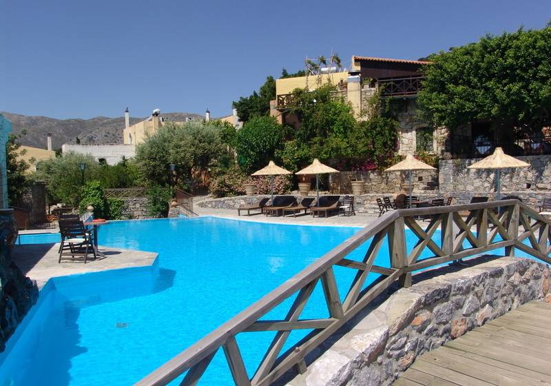 هتل Arolithos Traditional Village