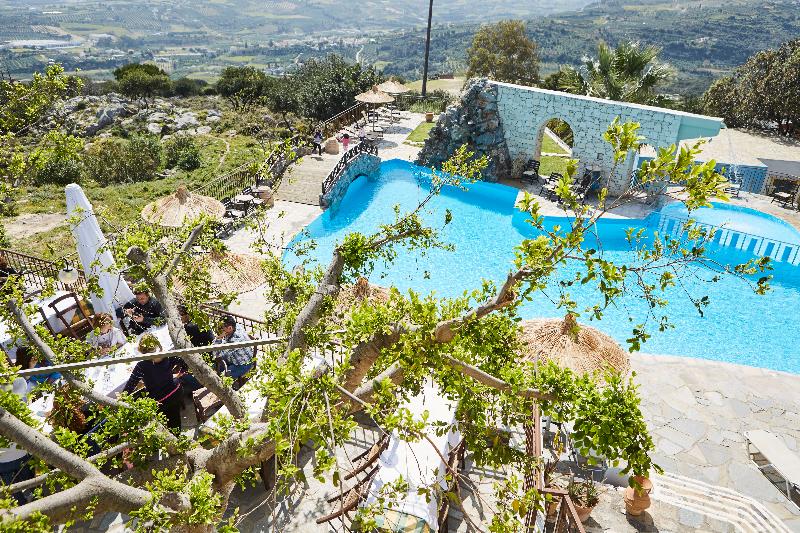 هتل Arolithos Traditional Village