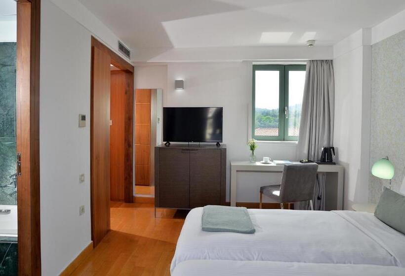 فندق Athenaeum Eridanus Luxury