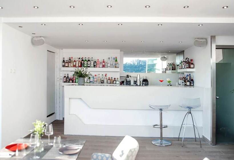 فندق Athenaeum Eridanus Luxury