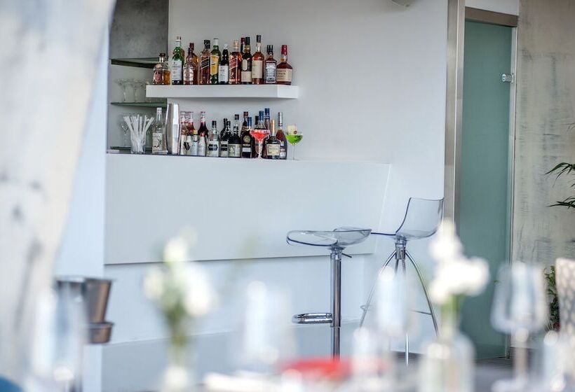 فندق Athenaeum Eridanus Luxury