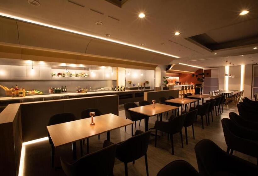 בית מלון כפרי Bellclassic Tokyo