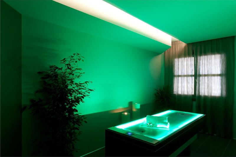 Отель Bellevue Suites & Spa