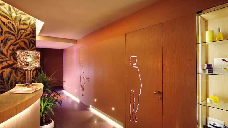 Отель Bellevue Suites & Spa