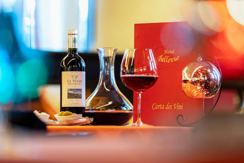 Отель Bellevue Suites & Spa