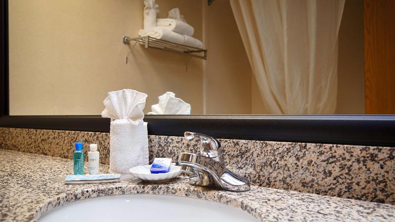 בית מלון כפרי Best Western Classic Inn