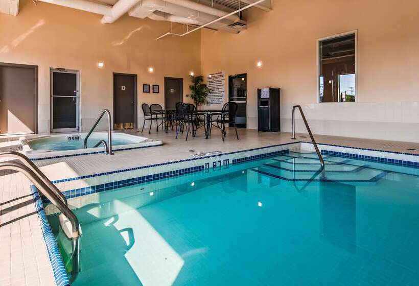 فندق Best Western Plus Winnipeg Airport