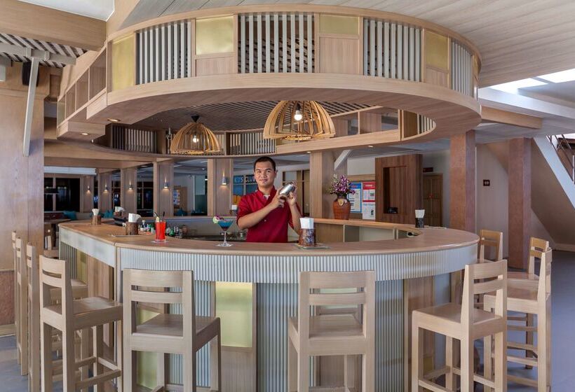 Best Western Premier Bangtao Beach Resort & Spa