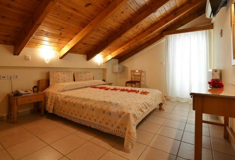 בית מלון כפרי Brati Ii Beach