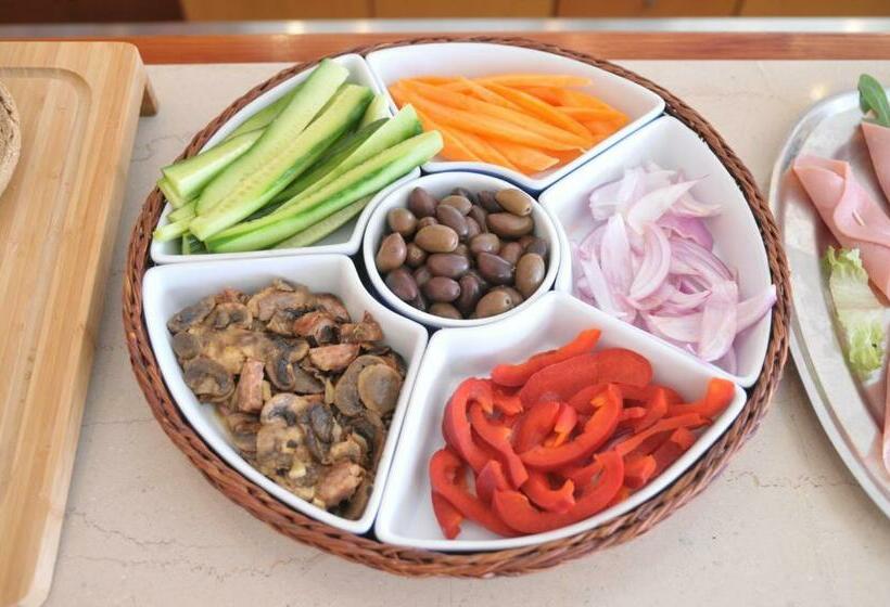 בית מלון כפרי Brati Ii Beach