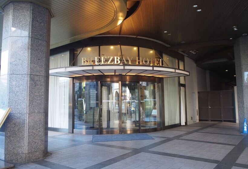 Breezbay Hotel Resort And Spa