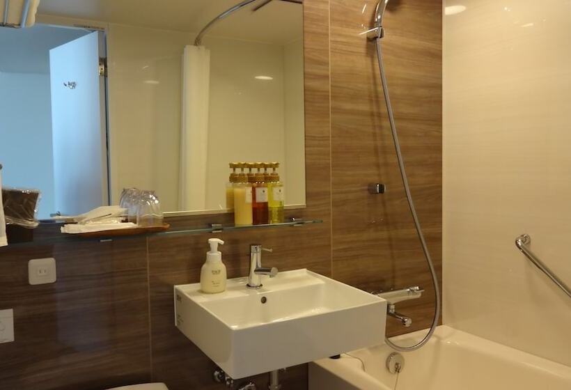 Breezbay Hotel Resort And Spa