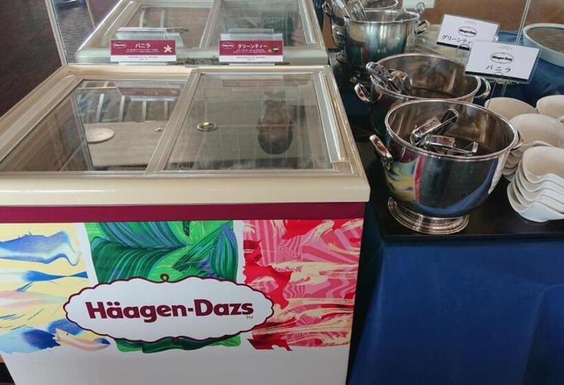 Breezbay Hotel Resort And Spa