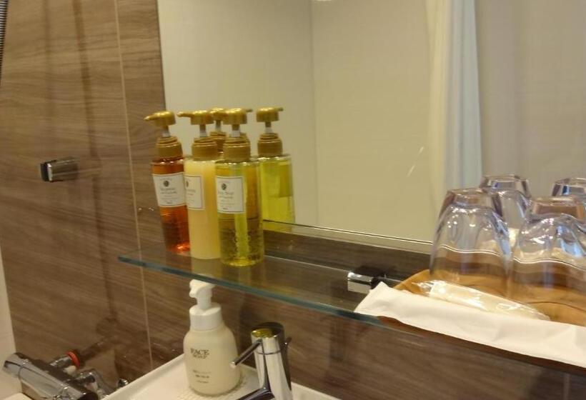 Breezbay Hotel Resort And Spa