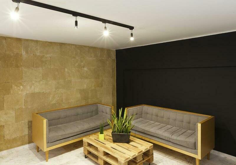 Отель Butterfly Boutique