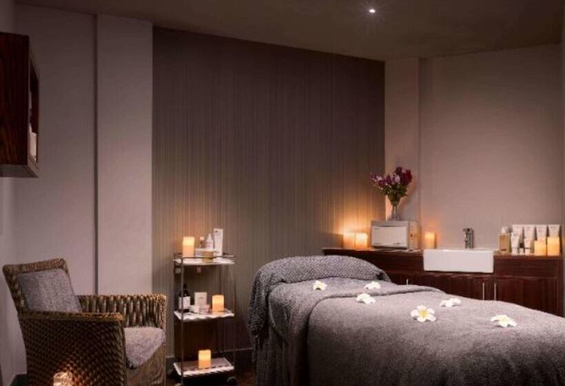 Cambridge Belfry Hotel & Spa