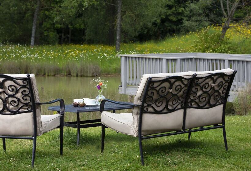 Cambridge Belfry Hotel & Spa