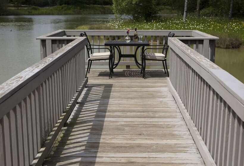 Cambridge Belfry Hotel & Spa