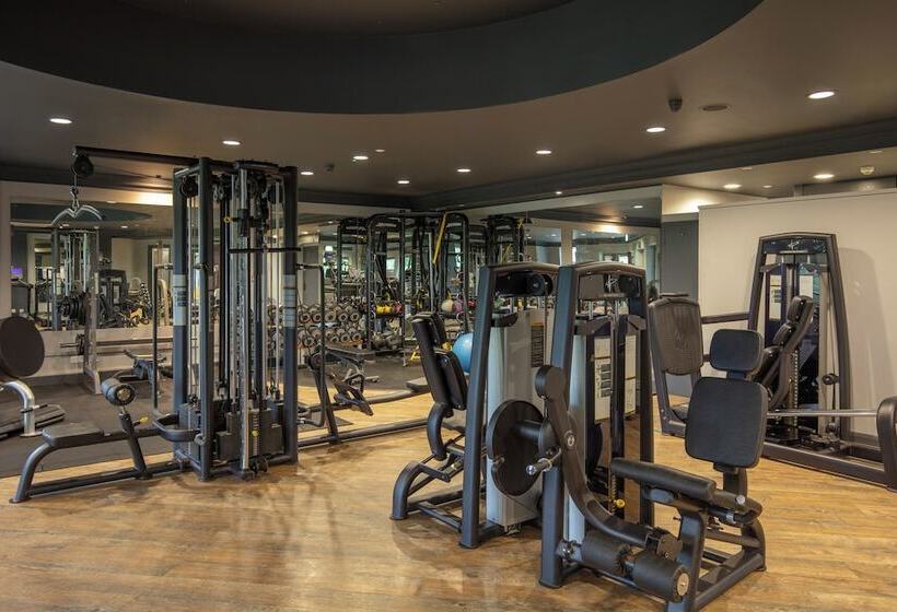 Cambridge Belfry Hotel & Spa