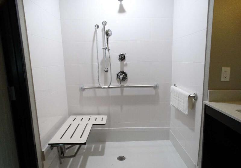 فندق Campanile Leicester