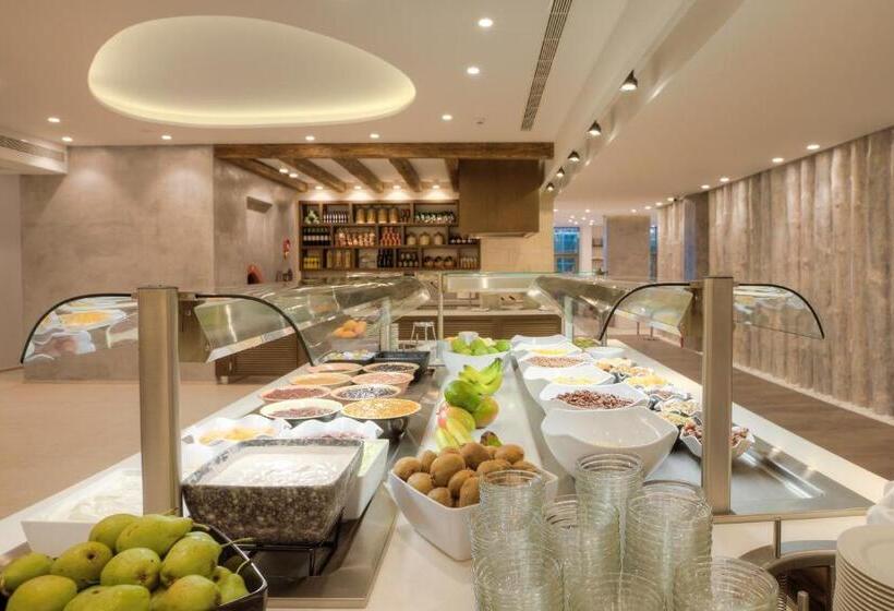 בית מלון כפרי Caravia Beach