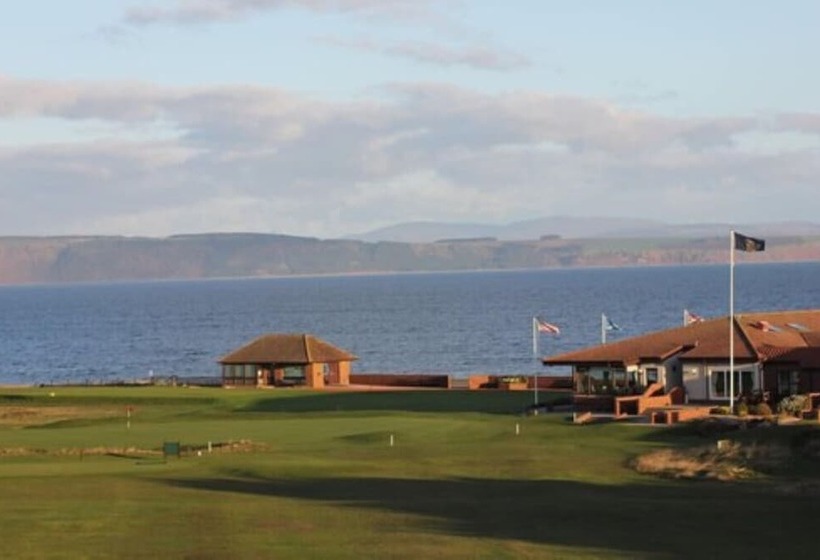 Отель The Clubhouse B&b