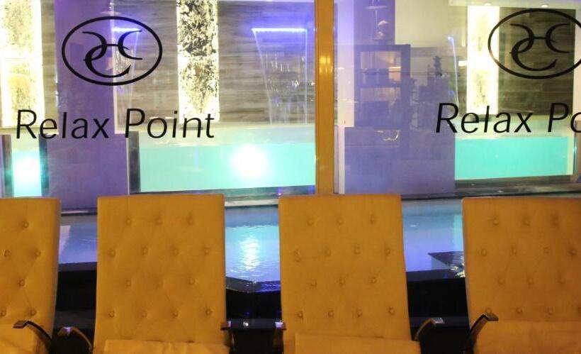 בית מלון כפרי Columbia Wellness & Spa