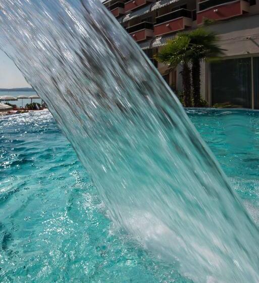 فندق Continental Wellness & Spa