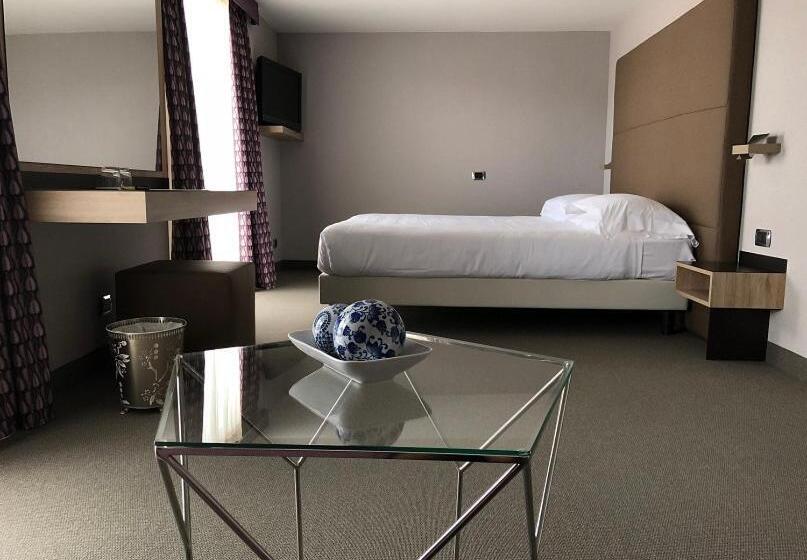 فندق Continental Wellness & Spa