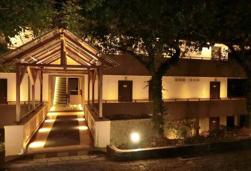 Hotel Doi Tung Lodge