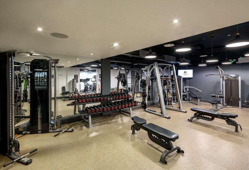 בית מלון כפרי Doubletree By Hilton Brighton Metropole