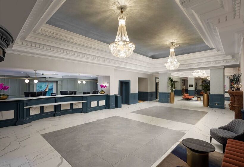 בית מלון כפרי Doubletree By Hilton Brighton Metropole