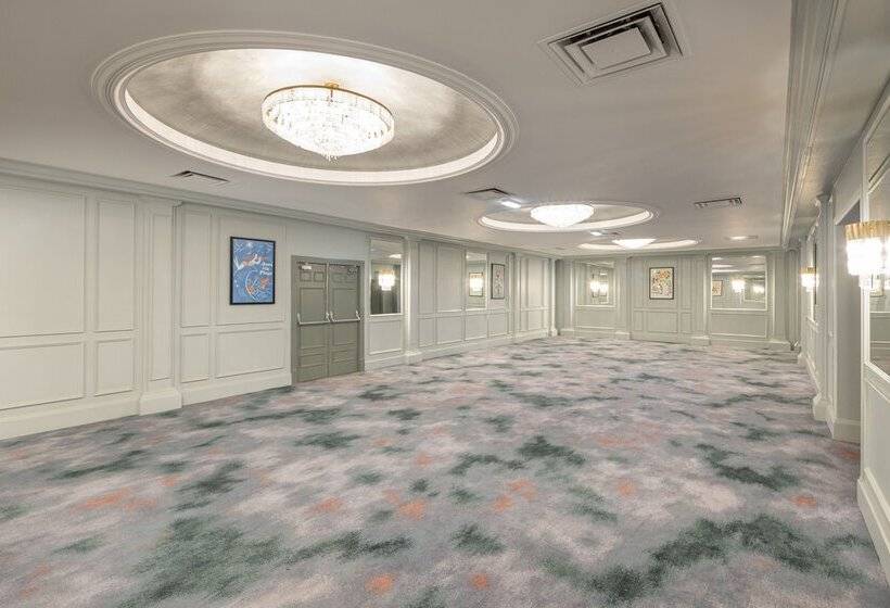 בית מלון כפרי Doubletree By Hilton Brighton Metropole