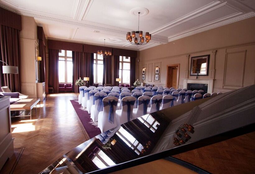 호텔 Doubletree By Hilton Dunblane Hydro