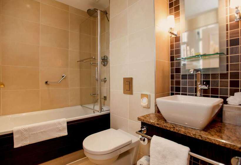 호텔 Doubletree By Hilton Dunblane Hydro