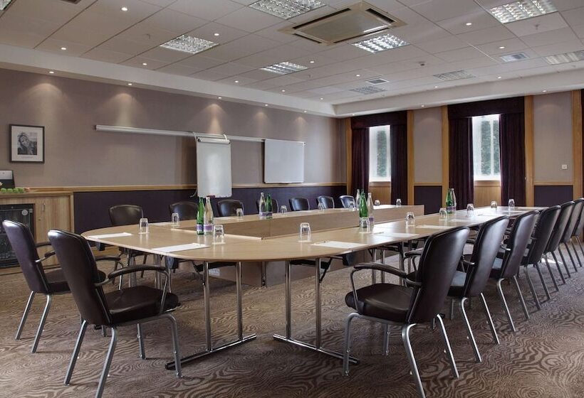 호텔 Doubletree By Hilton Dunblane Hydro