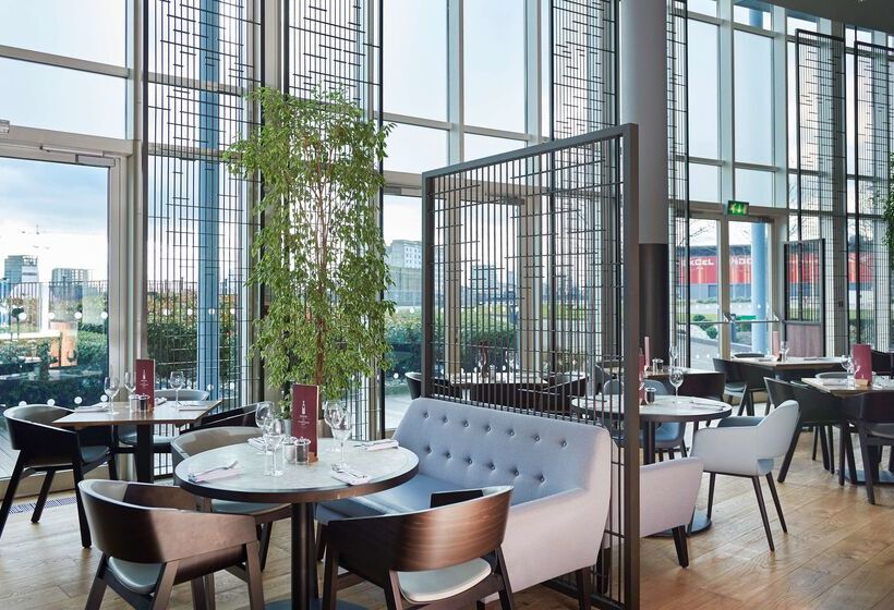 Doubletree By Hilton Hotel London Excel